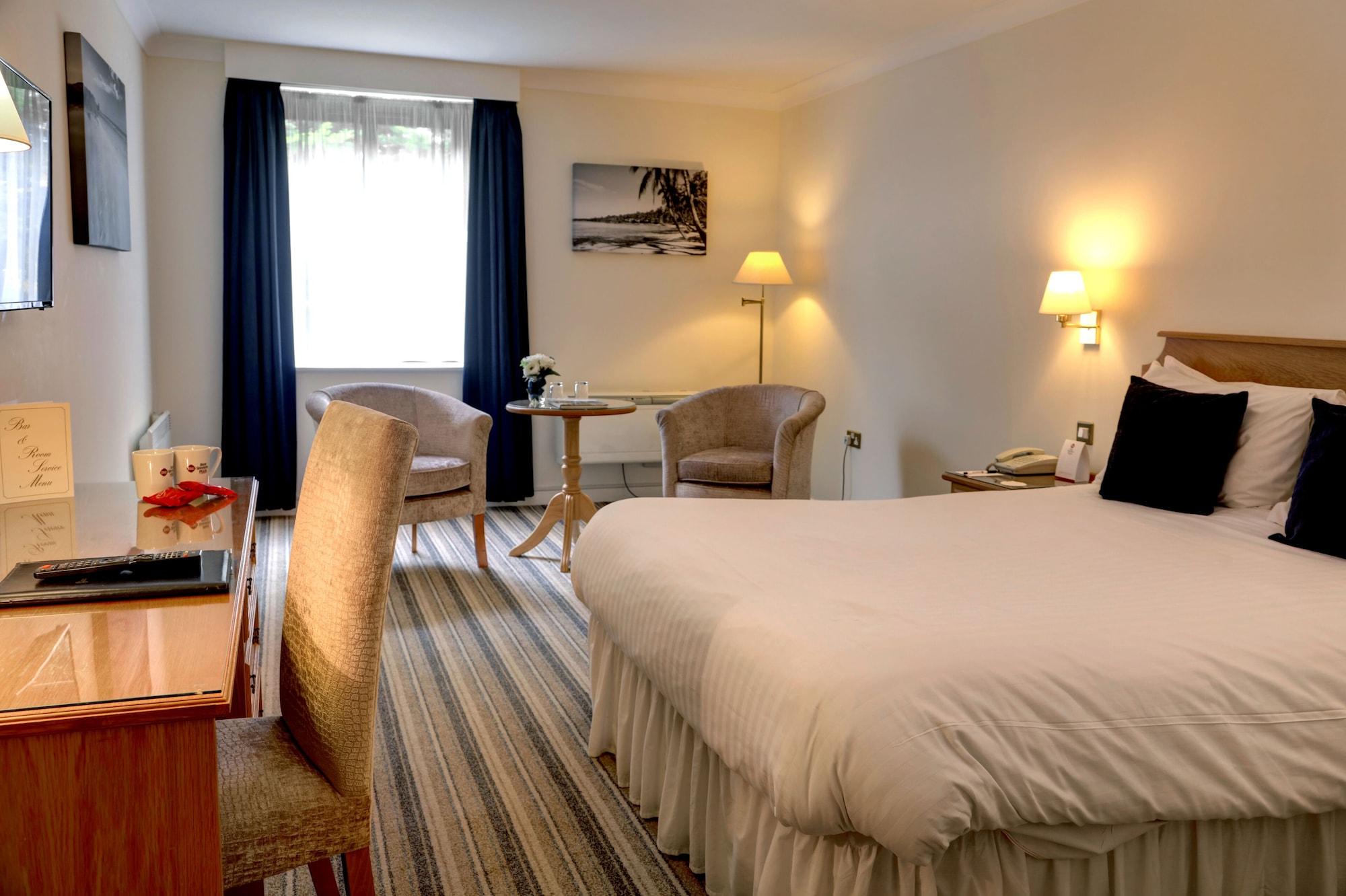 Best Western Plus Bentley Hotel, Leisure Club & Spa Thorpe on the Hill  Exterior foto
