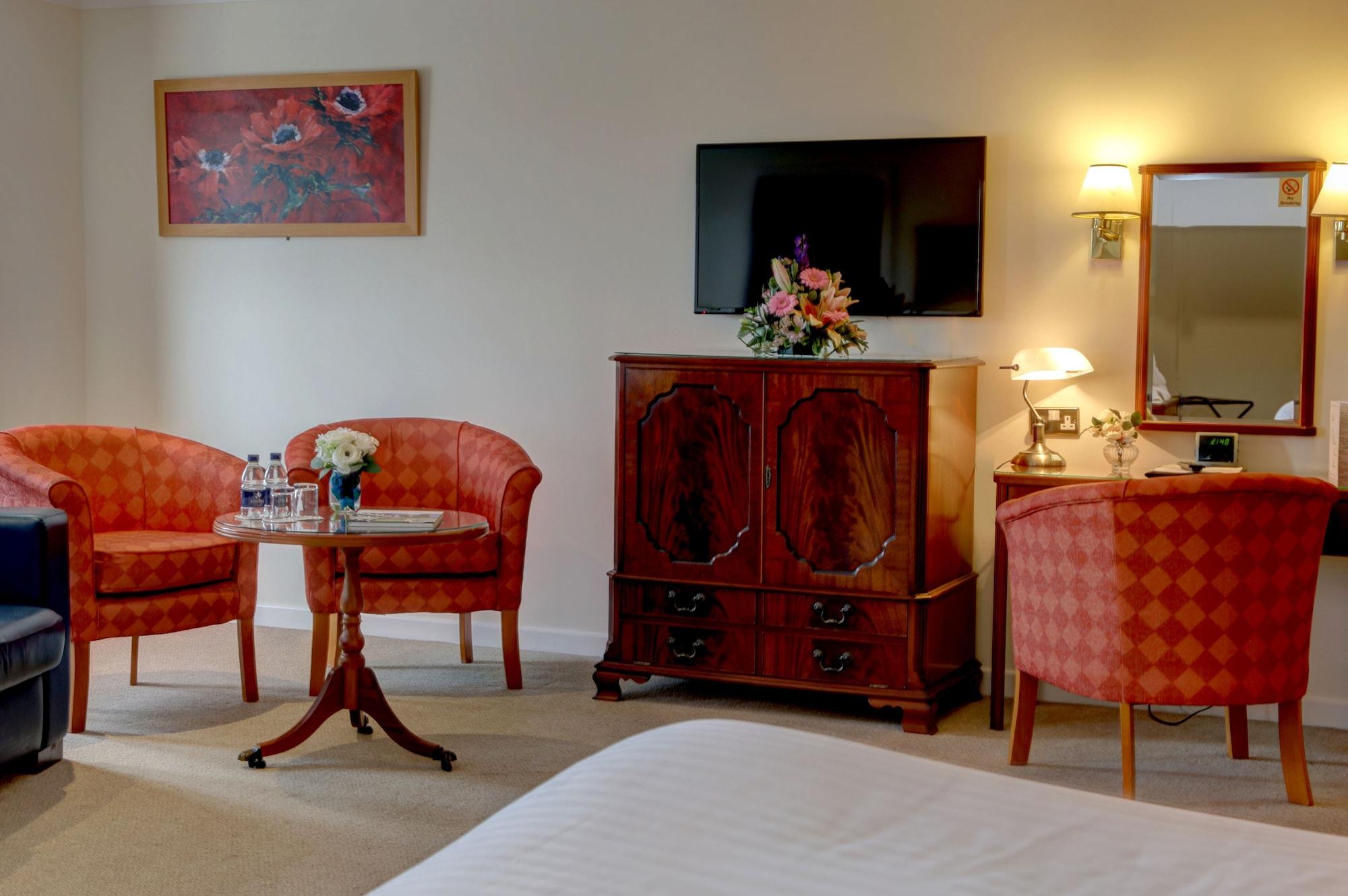 Best Western Plus Bentley Hotel, Leisure Club & Spa Thorpe on the Hill  Exterior foto