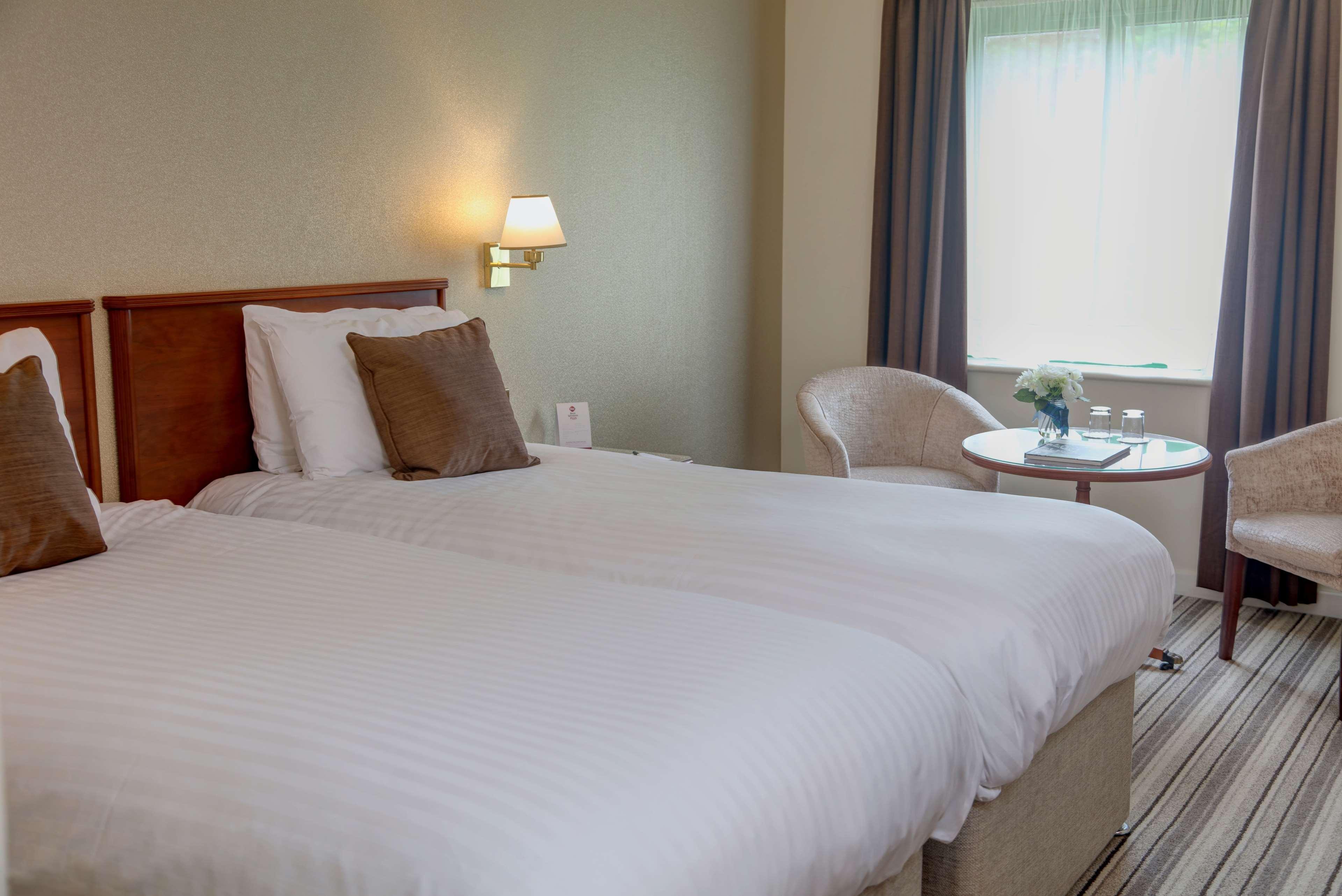 Best Western Plus Bentley Hotel, Leisure Club & Spa Thorpe on the Hill  Exterior foto