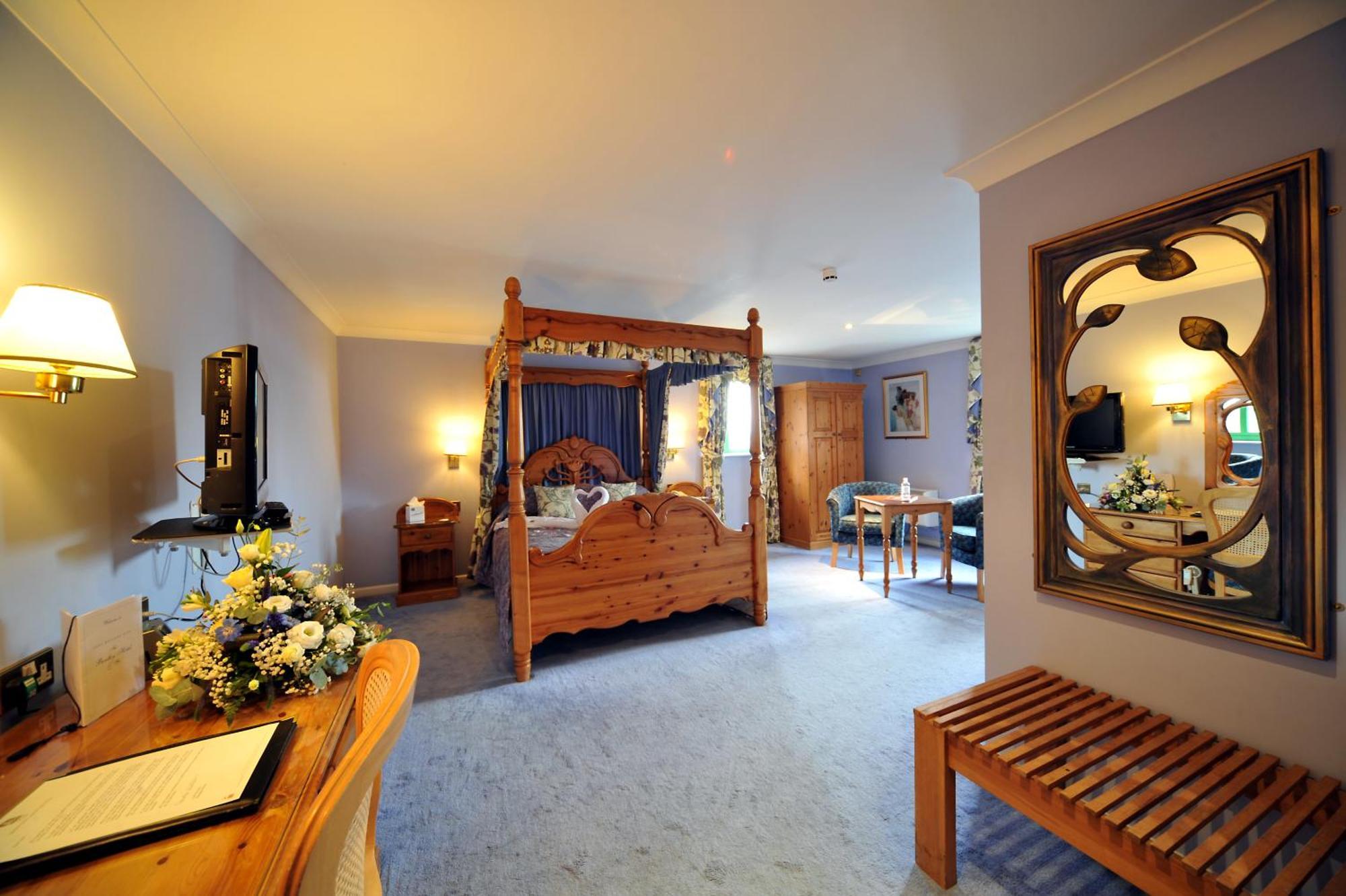 Best Western Plus Bentley Hotel, Leisure Club & Spa Thorpe on the Hill  Exterior foto